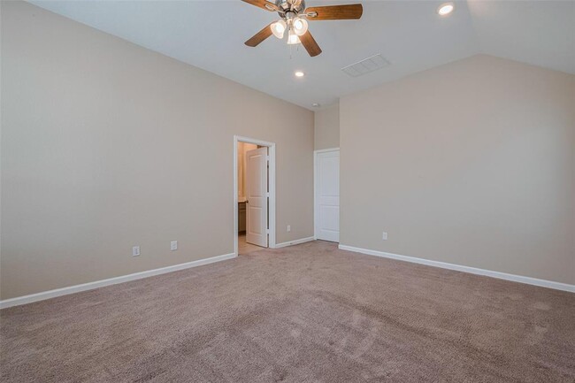 Building Photo - 4046 Balboa Dr