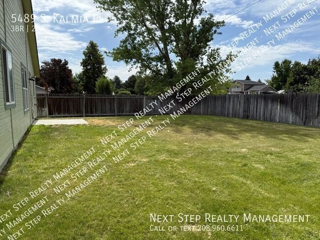 Building Photo - 5489 S Kalmia Pl