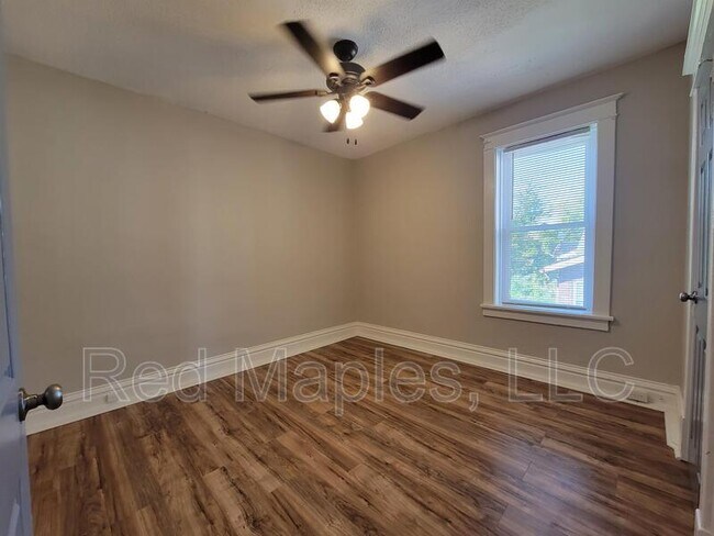 Building Photo - 5704 St Louis Ave