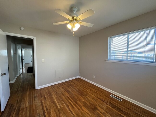 Building Photo - 3 bedroom in Broken Arrow