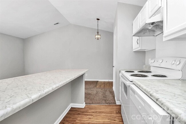 Building Photo - 6146 Meadow Rose Ln