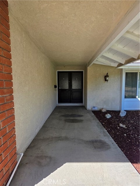 Building Photo - 23401 Vía Elisandra