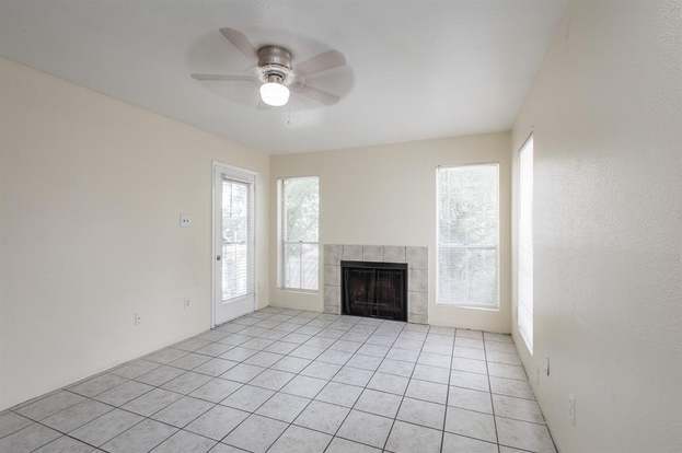 Building Photo - 3900 Woodchase Dr