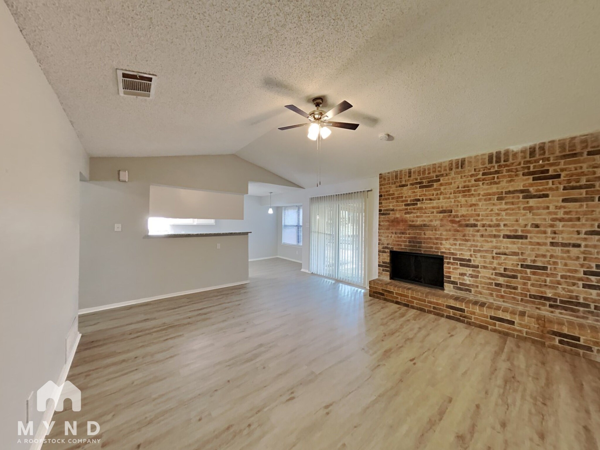 Building Photo - 717 Timberoaks Dr