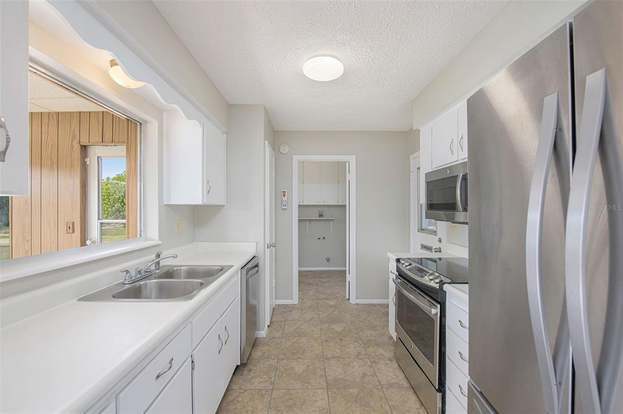 Building Photo - 1514 Bunker Hill Dr