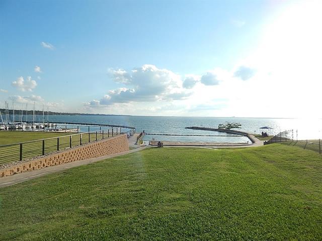 Building Photo - 426 Yacht Club Dr