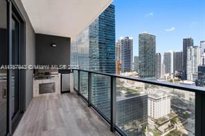 Building Photo - 1451 Brickell Ave