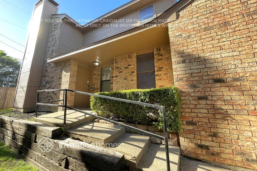 Building Photo - 1539 Sunrise Ln