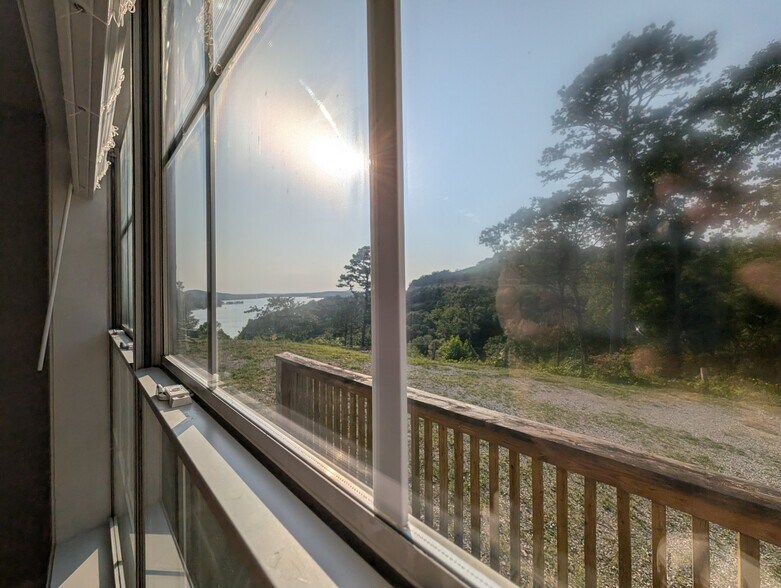 Building Photo - 9755 MO-13