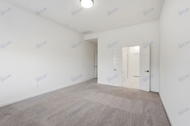 Building Photo - 5737 Miriam Dr