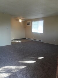 Building Photo - Pasco 4-Plex Apartment Close to Schools & ...
