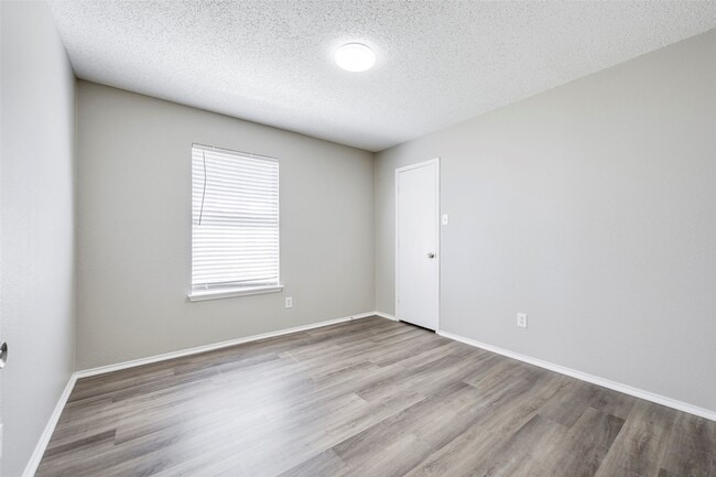 Building Photo - 6431 St Leonard Dr