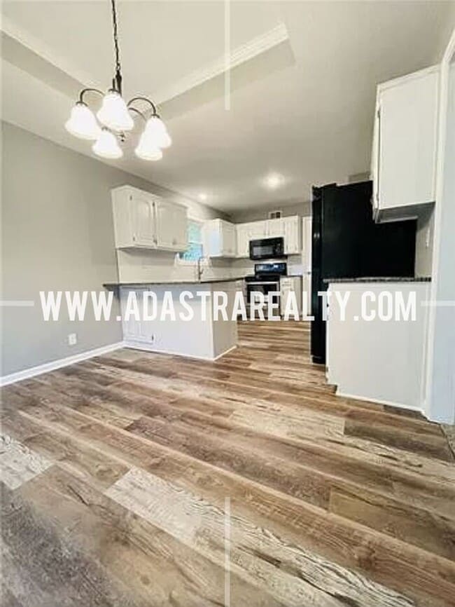 Building Photo - Gorgeous 4 Bed 3 Bath Home in Olathe!!-Ava...