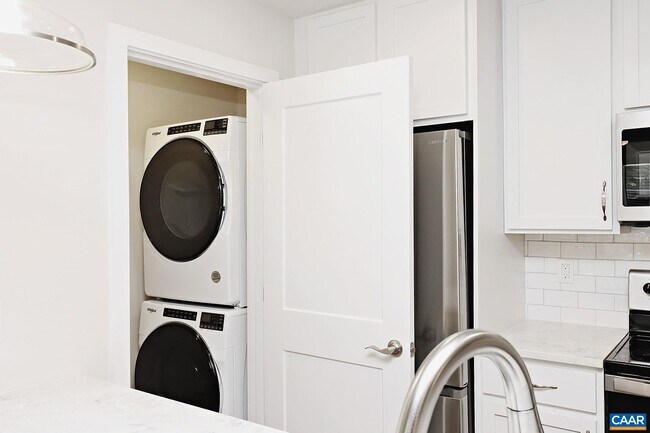 Building Photo - 5061 Mary Jackson Ct