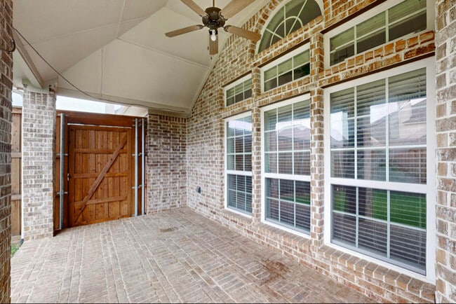 Building Photo - 3195 Izabella Ct