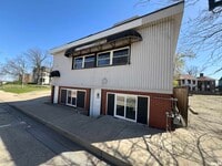 Building Photo - 416 W Main St