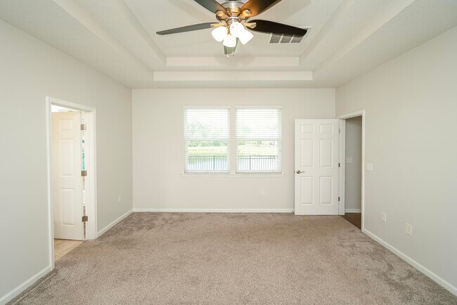 Building Photo - 494 Aventurine Ave