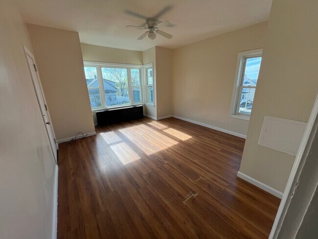 Building Photo - 109 Walker St