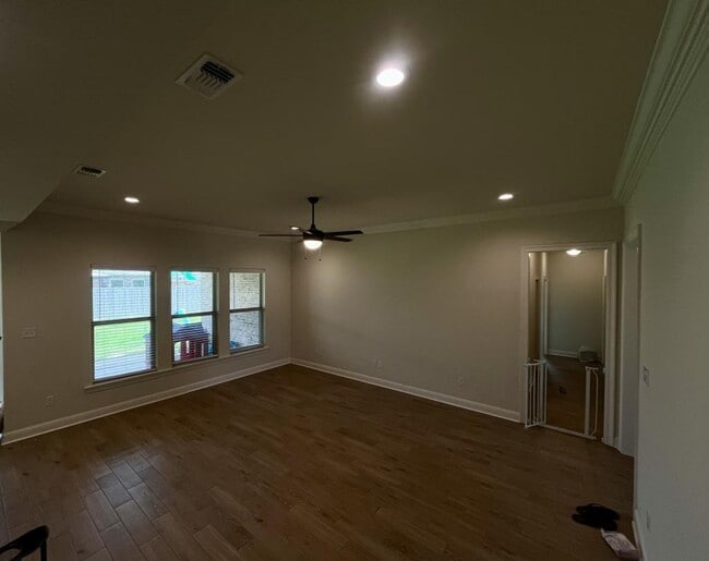 Building Photo - 17 Alexandria Grace Dr