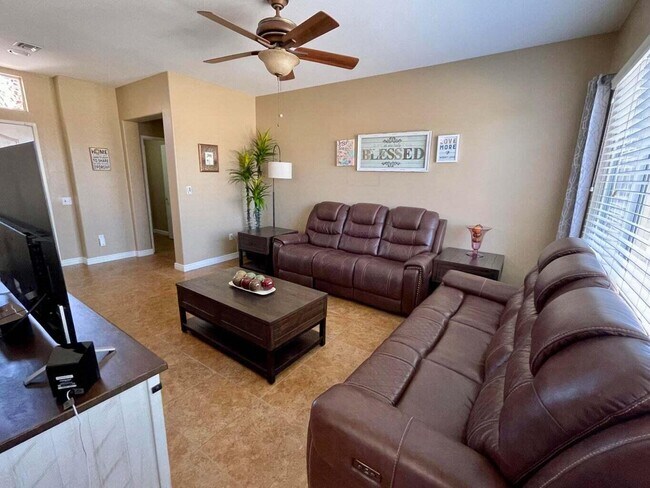 Building Photo - 37882 Turnberry Isle Dr