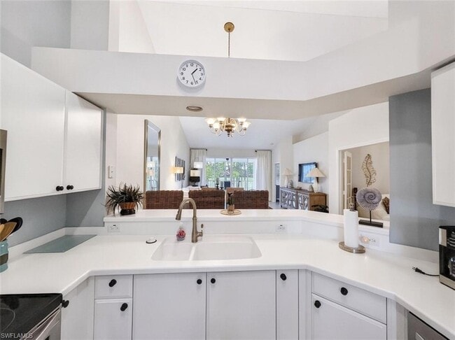 Building Photo - 8175 Celeste Dr