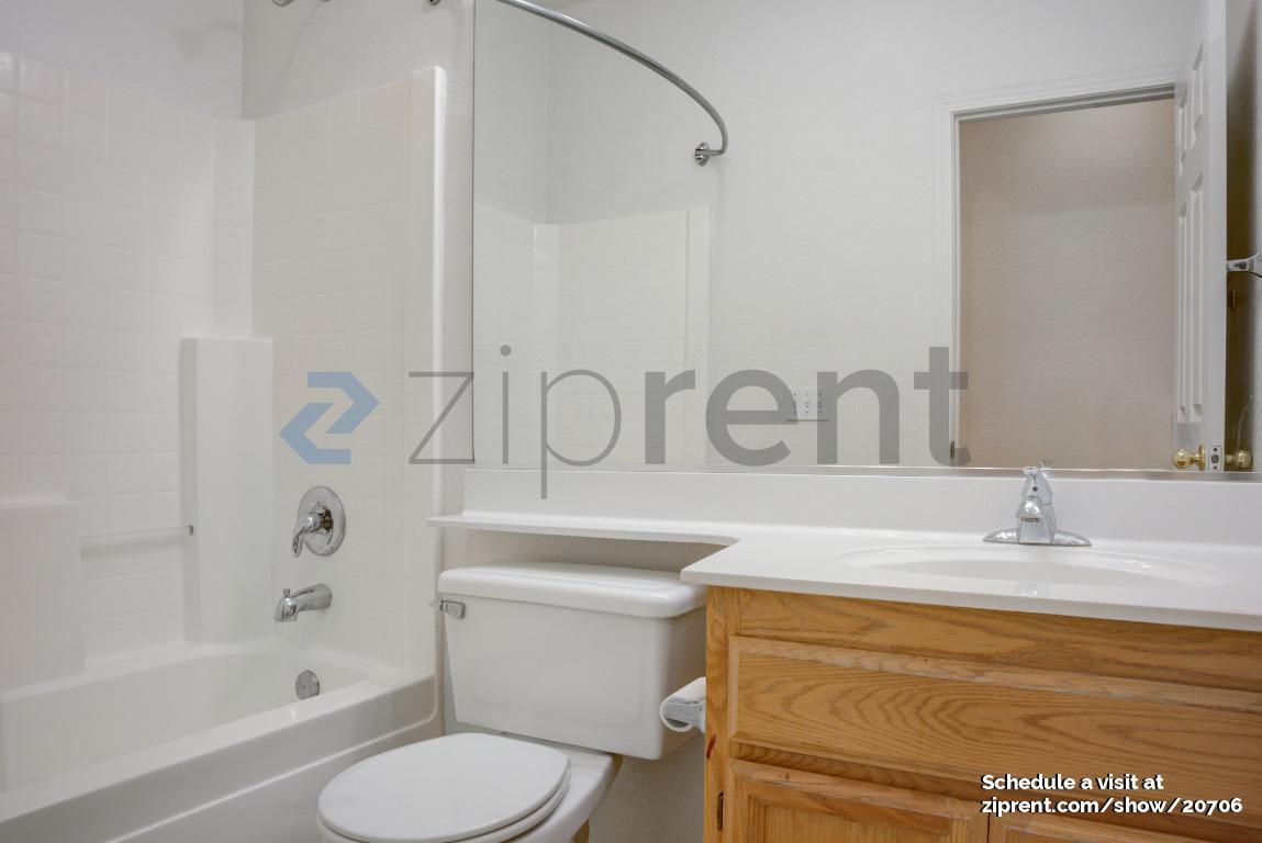 Building Photo - 1834 Zurlo Way