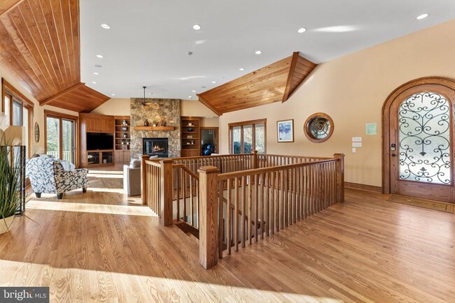 Building Photo - 3535 Meadow Rd