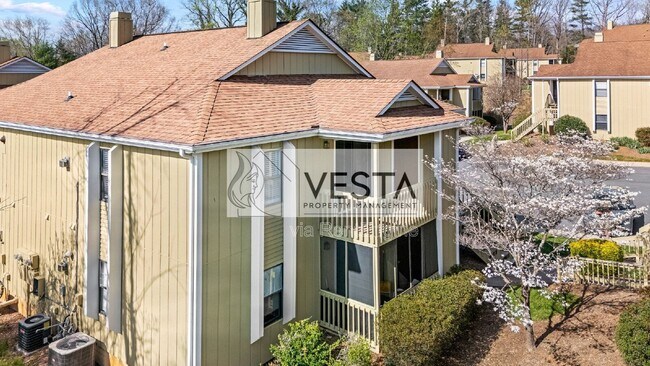 Building Photo - 110 Heywood Rd