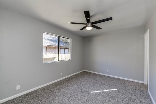 Building Photo - 913 Chisholm Cove