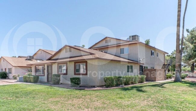 Building Photo - 860 E Brown Rd