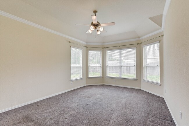 Building Photo - 84 Linnwood Dr