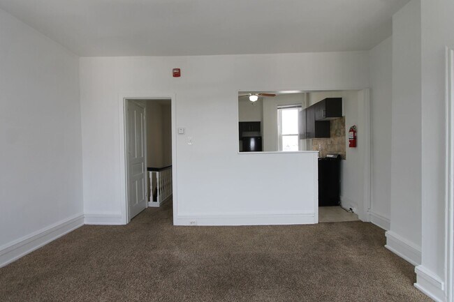 Building Photo - 7118 Germantown Ave