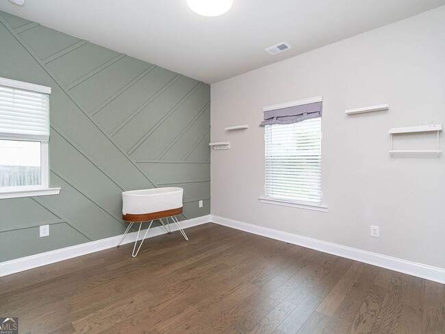 Building Photo - 831 Corsiglia Farm