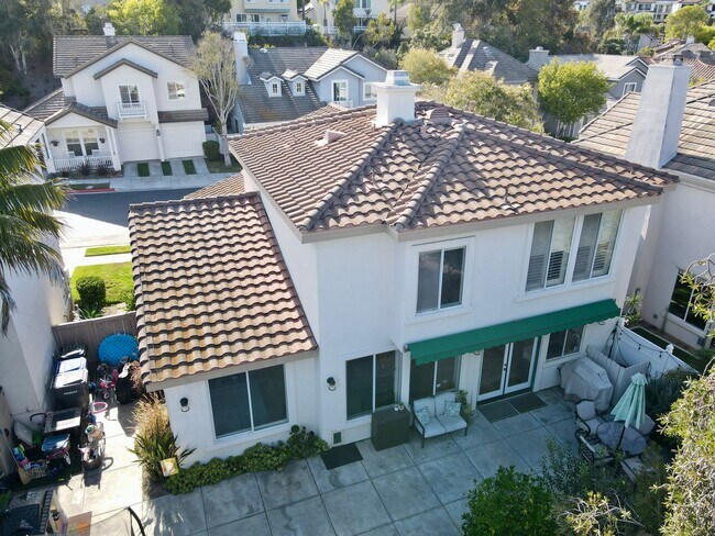 Building Photo - Spectacular Home in the Heart of Encinitas