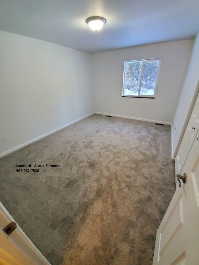 Building Photo - 1462 Wasilla-Fishhook Rd