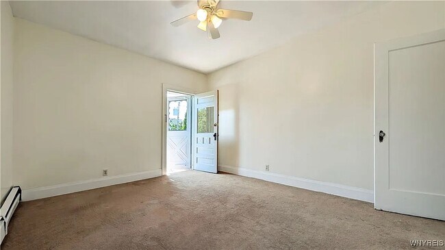 Building Photo - 95 Rand Ave