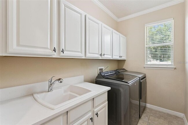 Building Photo - 8701 Iron Mountain Trail