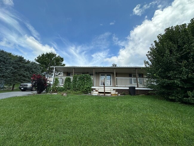 Primary Photo - Nice Doublewide with Fenced in Yard