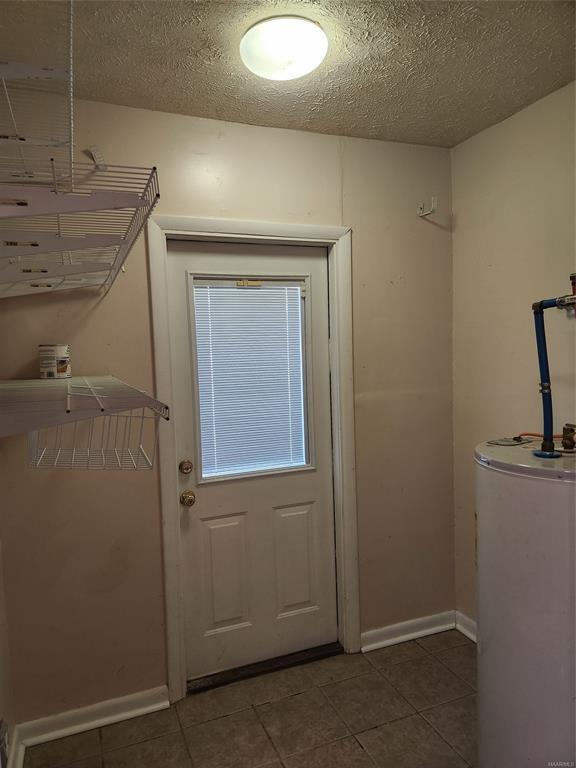 Building Photo - 606 Fairview Ave