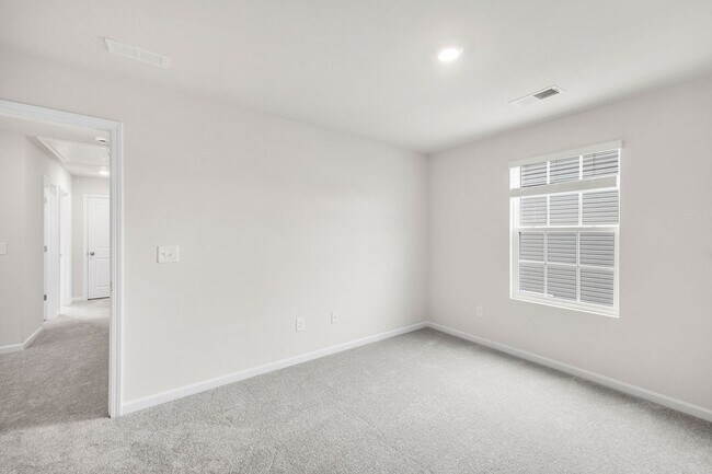 Building Photo - 115 Broadtree Cir