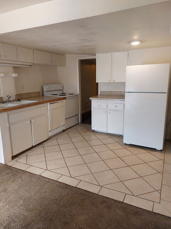 Building Photo - Location, Location, Location.