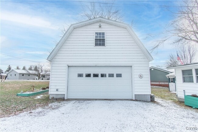 Building Photo - 216 Frontenac Blvd