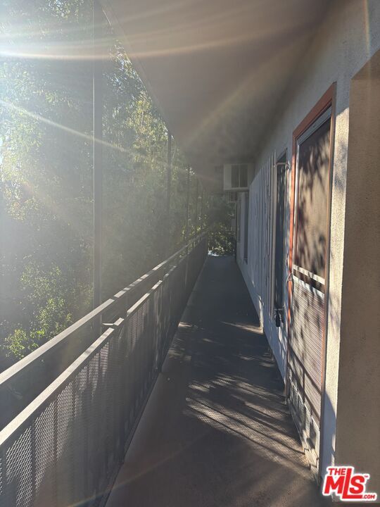 Building Photo - 1807 Taft Ave