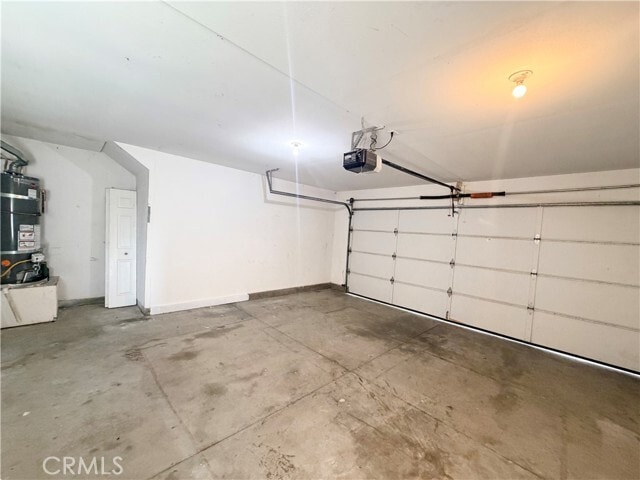 Building Photo - 215 N Spruce Ave