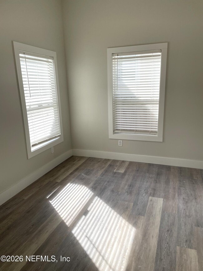 Building Photo - 62 Dumas St