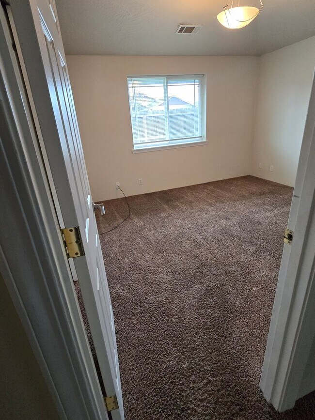 Building Photo - JW2630-2