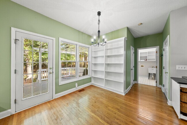 Building Photo - 3135 Lariat Ridge Dr