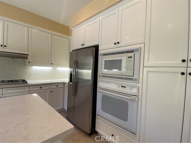 Building Photo - 44 Whispering Pine