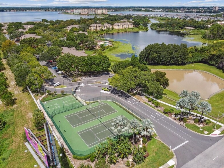 Building Photo - 7524 Seurat St