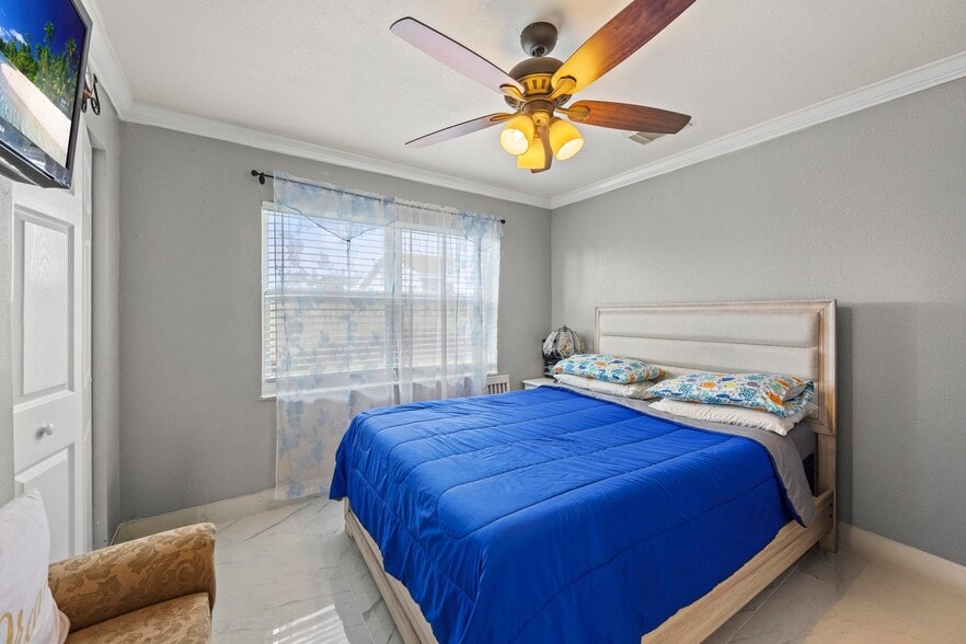 Building Photo - 22731 SW 55th Way